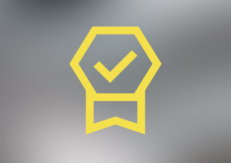 blurry background: white/grey